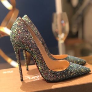 🛑 SOLD Christian Louboutin So Kate